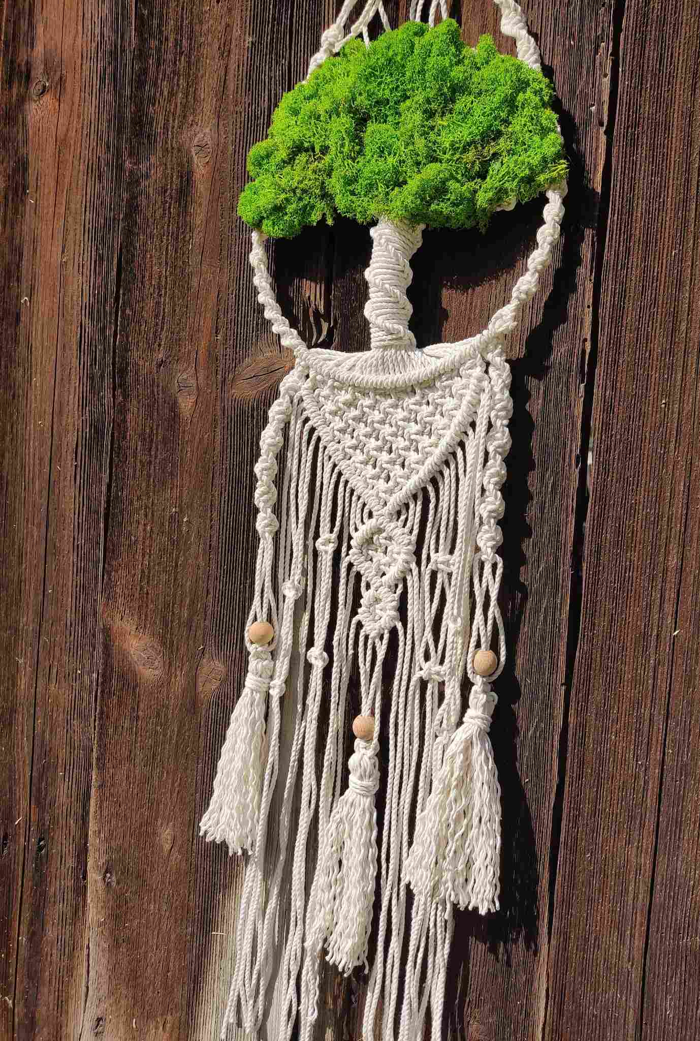 Makramowe drzewko z chrobotkiem LEŚNA HARMONIA SMALL - DeasyArt – rękodzieło Boho, lampiony & dekoracje handmade