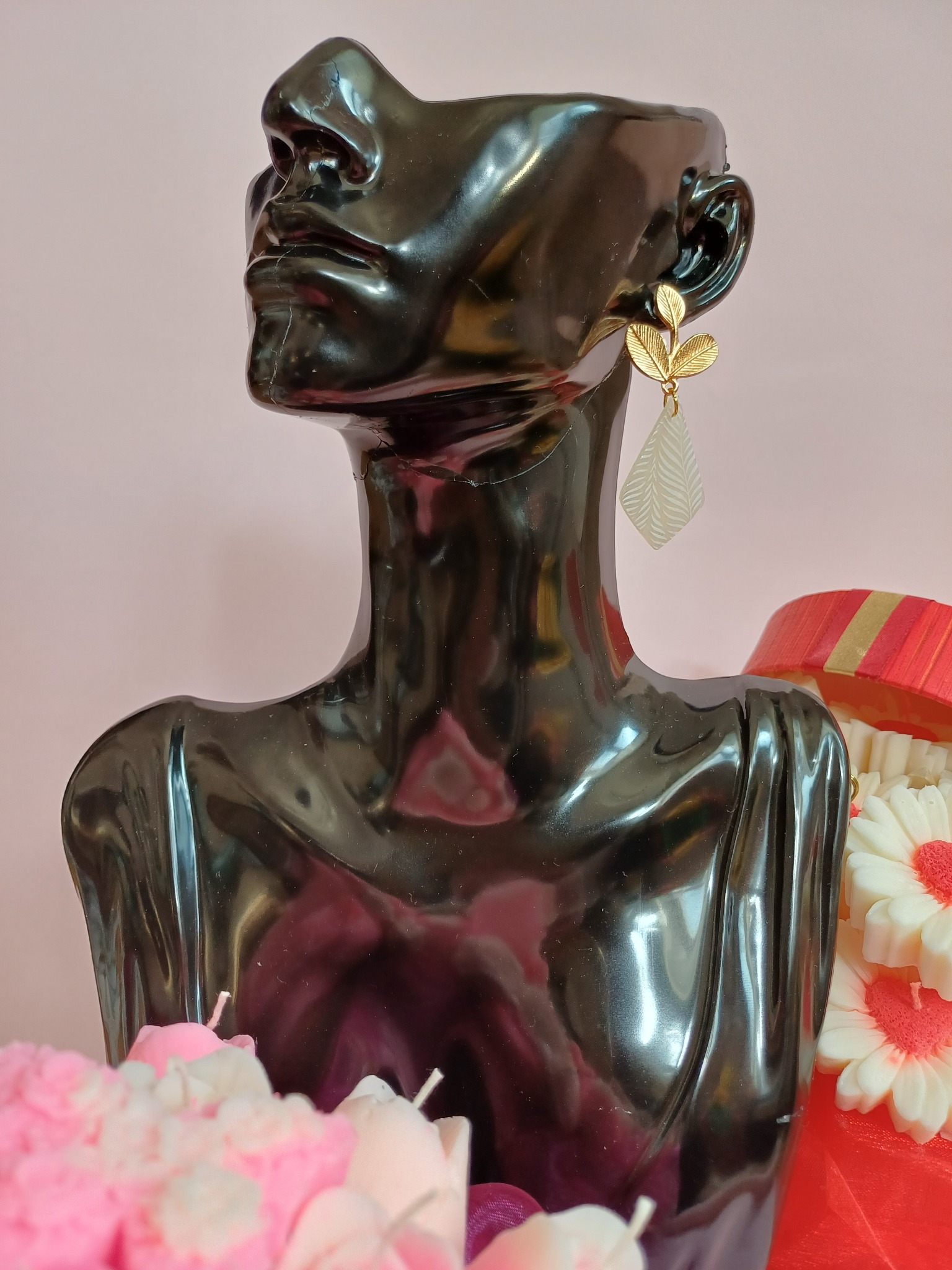 Kolczyki z glinki polimerowej termoutwardzalnej LEŚNY SZEPT ZŁOTA - DeasyArt – rękodzieło Boho, lampiony & dekoracje handmade