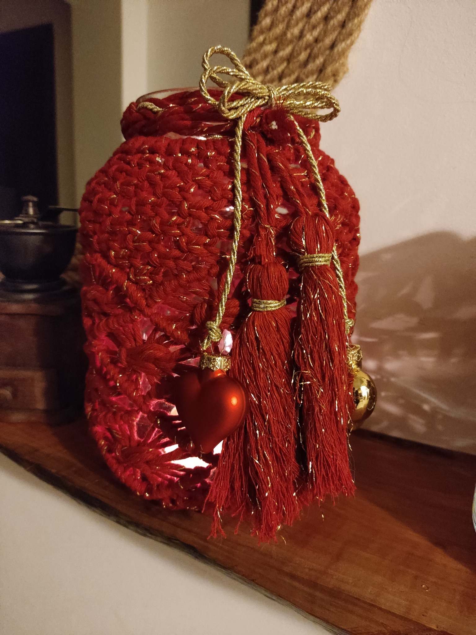 Świąteczny lampion RED BOHO HEART - DeasyArt – rękodzieło Boho, lampiony & dekoracje handmade