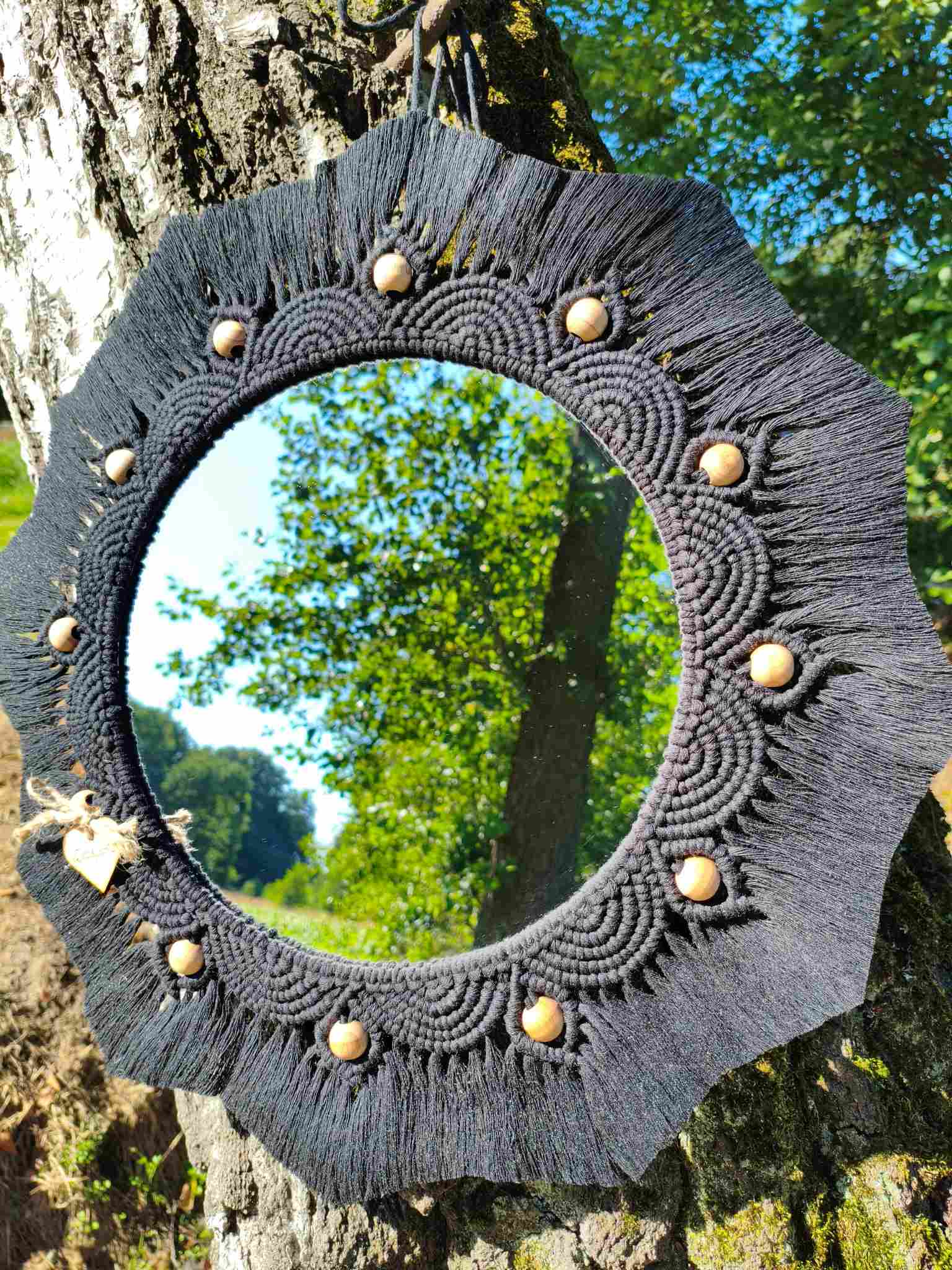 Lustro z mandalą CZARNA MAMBA - DeasyArt – rękodzieło Boho, lampiony & dekoracje handmade