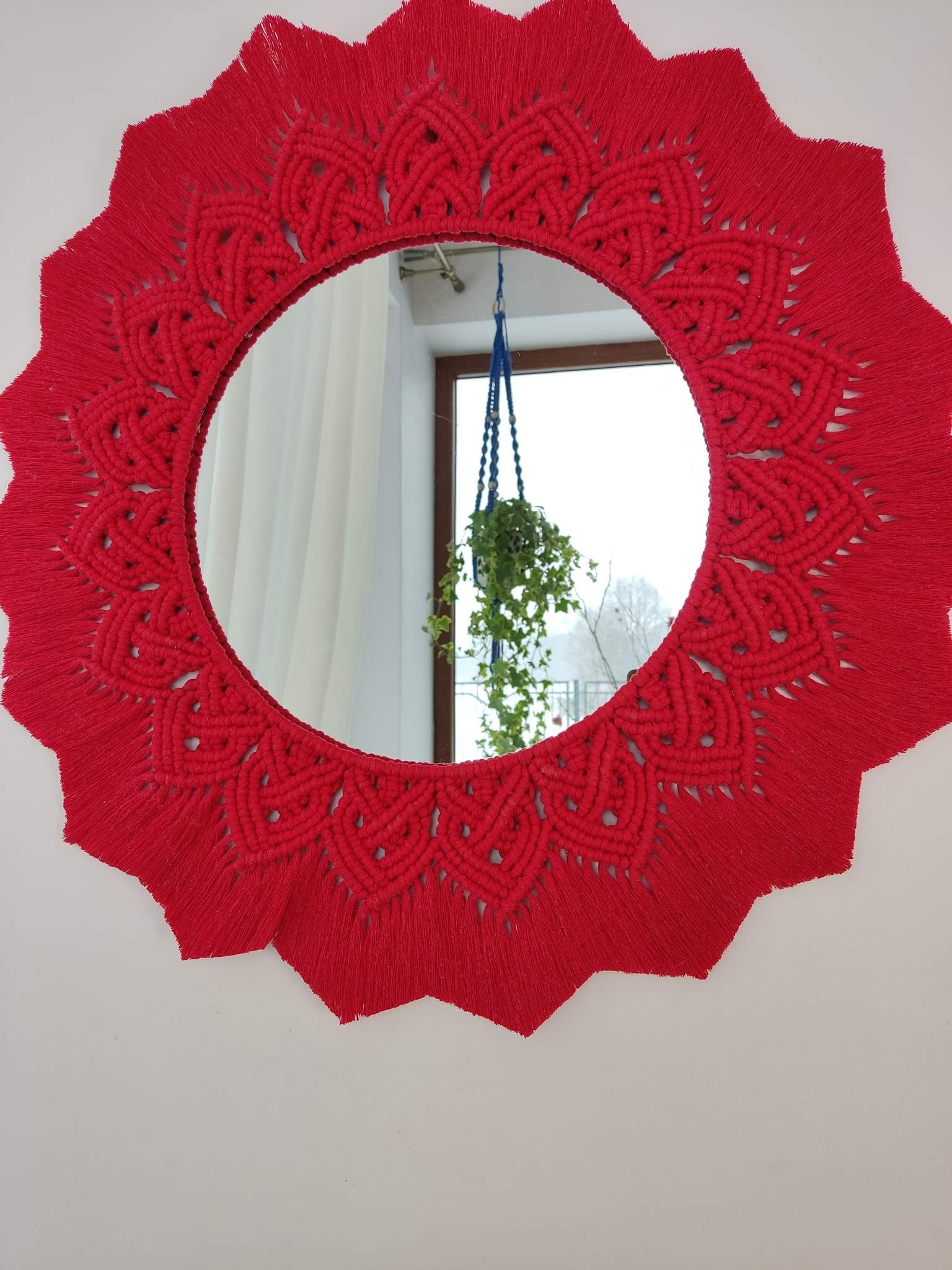 Lustro z mandalą SCARLET BLOOM - DeasyArt – rękodzieło Boho, lampiony & dekoracje handmade