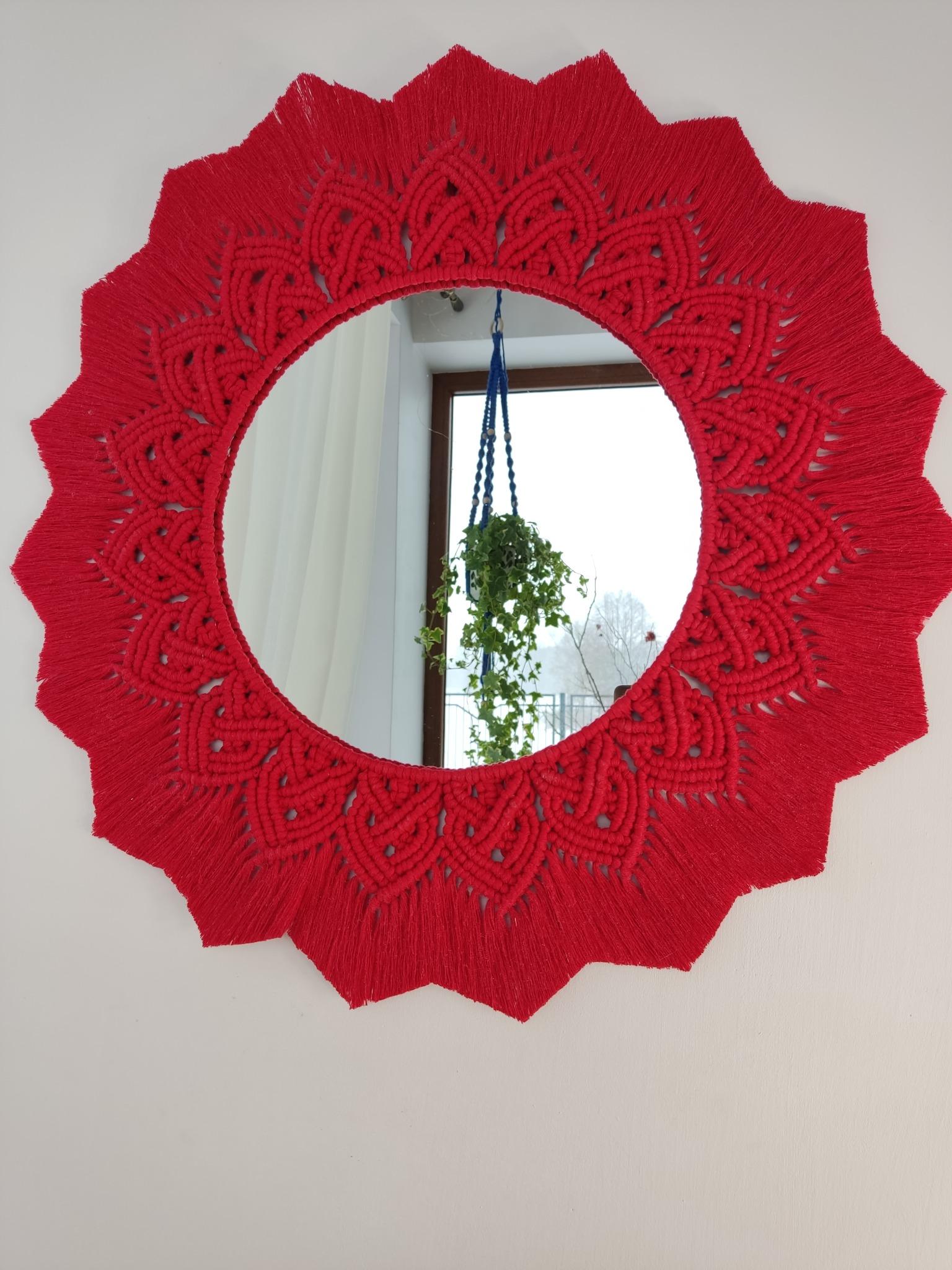 Lustro z mandalą SCARLET BLOOM - DeasyArt – rękodzieło Boho, lampiony & dekoracje handmade