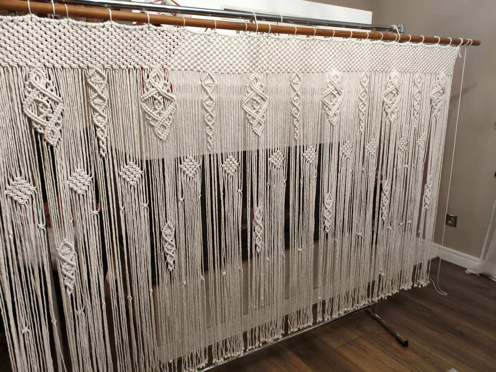 Makramowa dekoracyjna firanka do okna w stylu Boho 200 x 120 cm  - DeasyArt – rękodzieło Boho, lampiony & dekoracje handmade