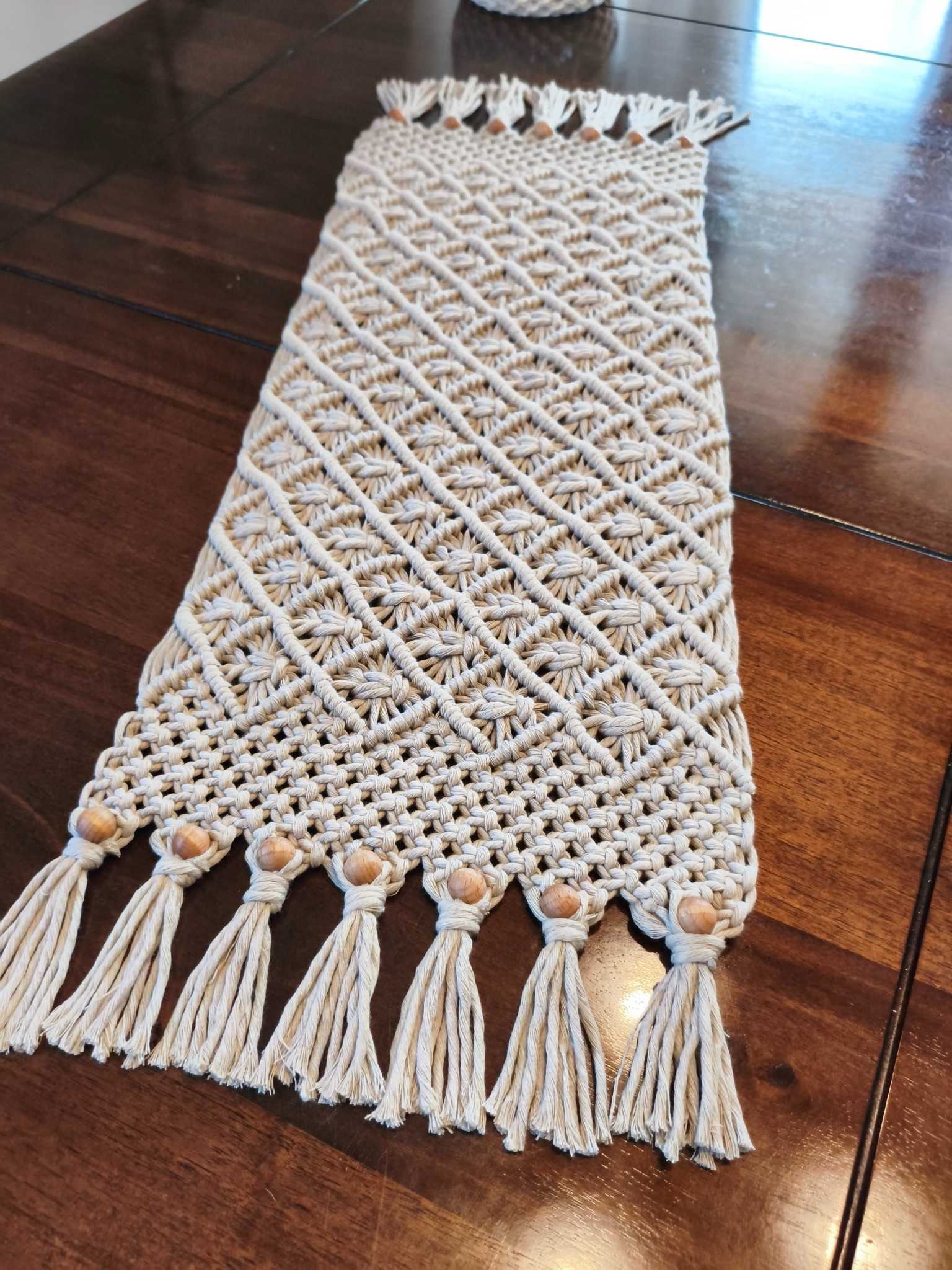 Makramowy bieżnik CAFFE LATTE - DeasyArt – rękodzieło Boho, lampiony & dekoracje handmade