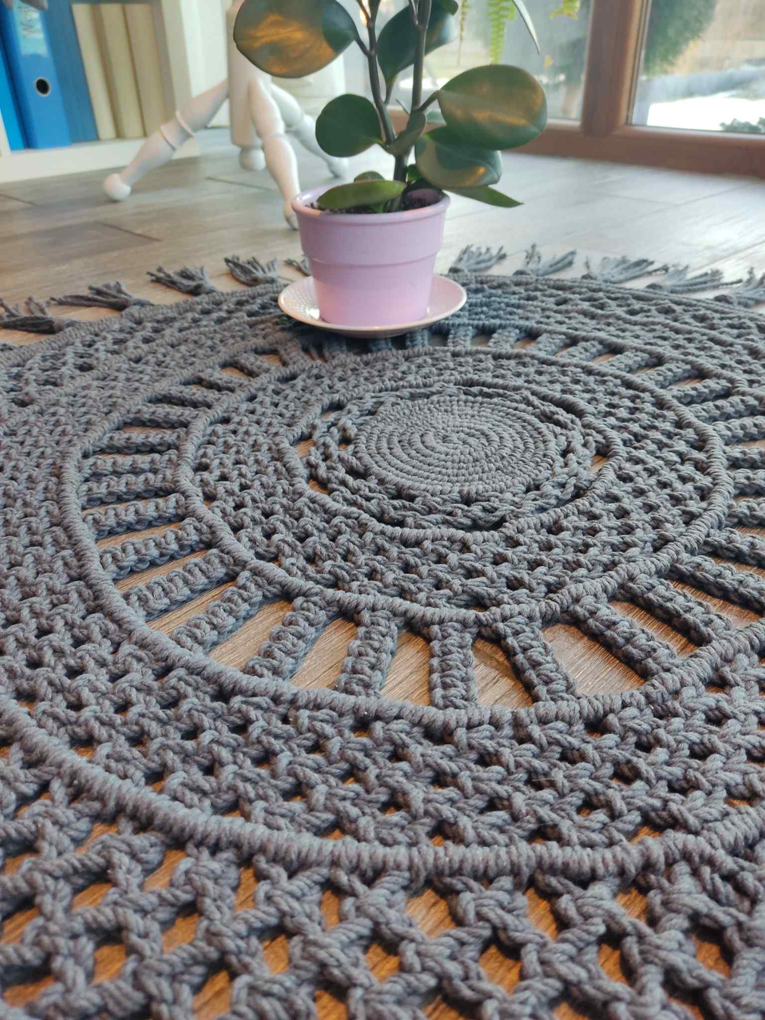 Dywanik makramowy MGIEŁKA PORANKA - DeasyArt – rękodzieło Boho, lampiony & dekoracje handmade