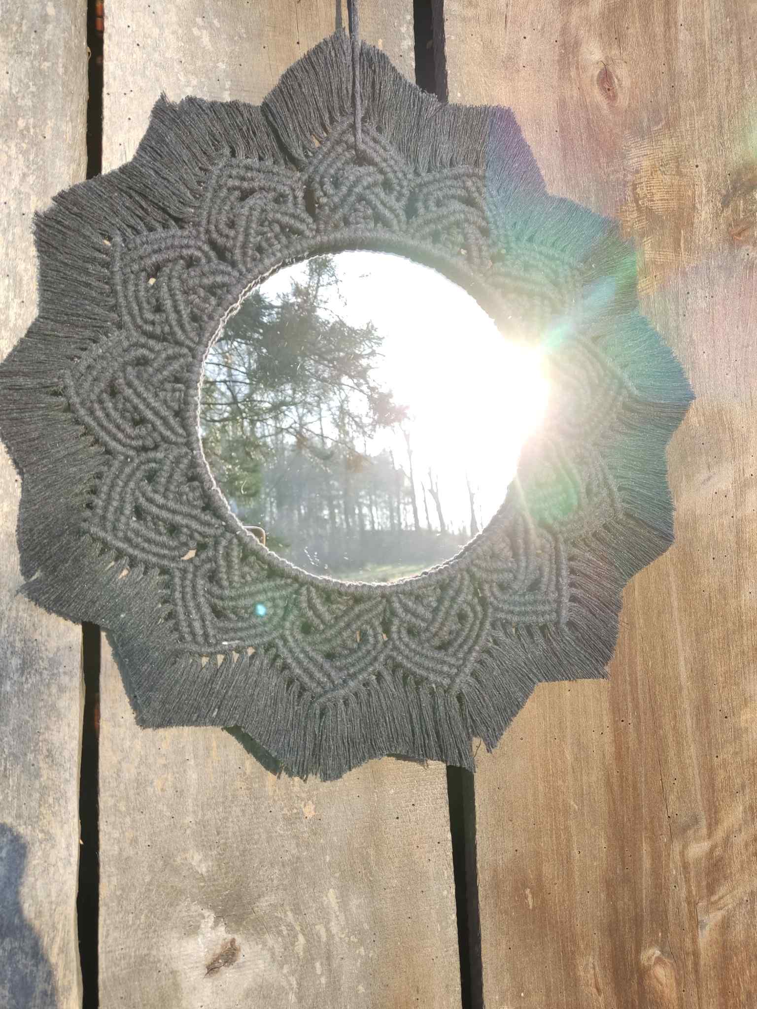 Lustro z mandalą CZARNA MGŁA  - DeasyArt – rękodzieło Boho, lampiony & dekoracje handmade