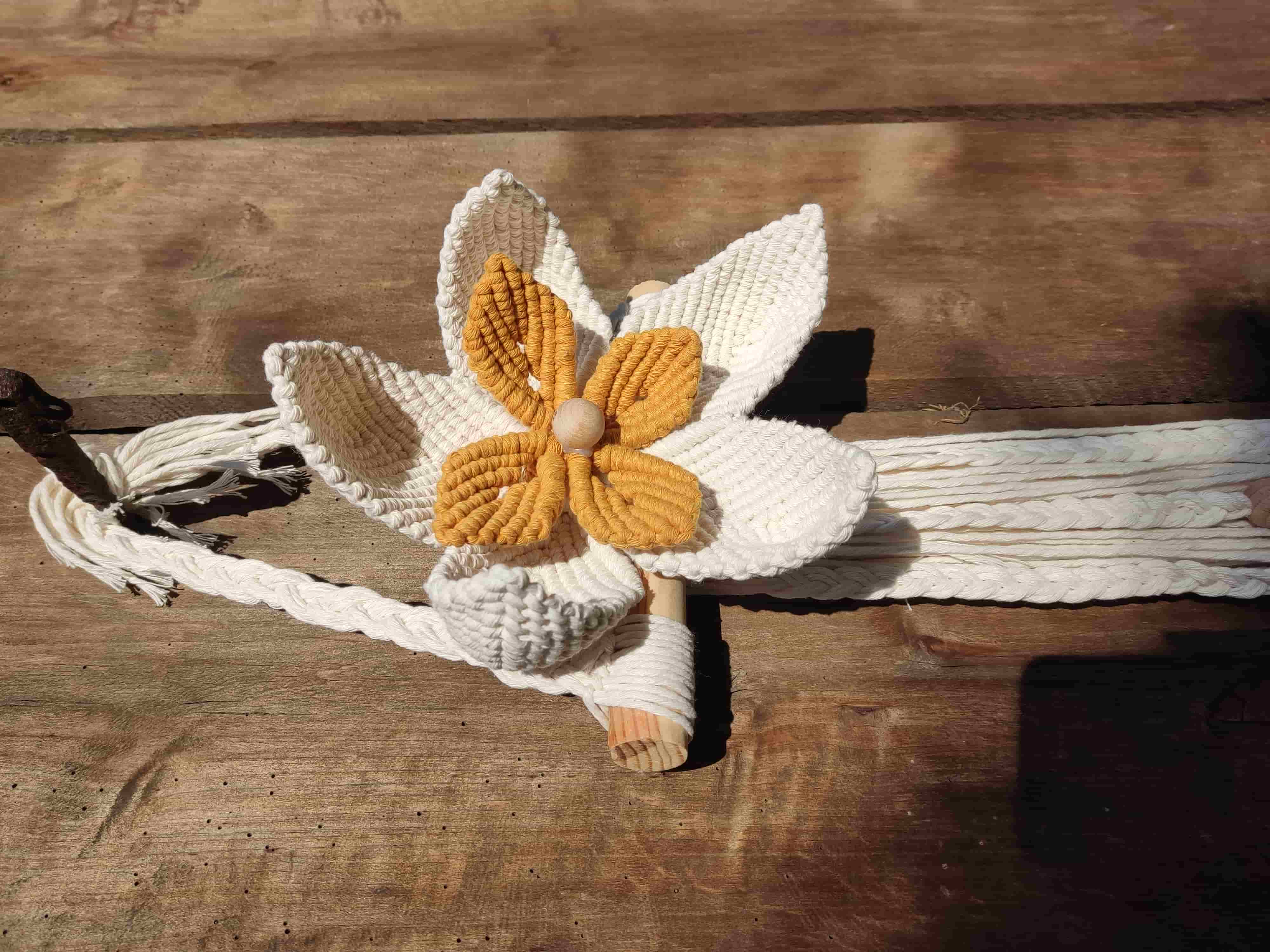 Makramowy KWIAT BOHO - DeasyArt – rękodzieło Boho, lampiony & dekoracje handmade