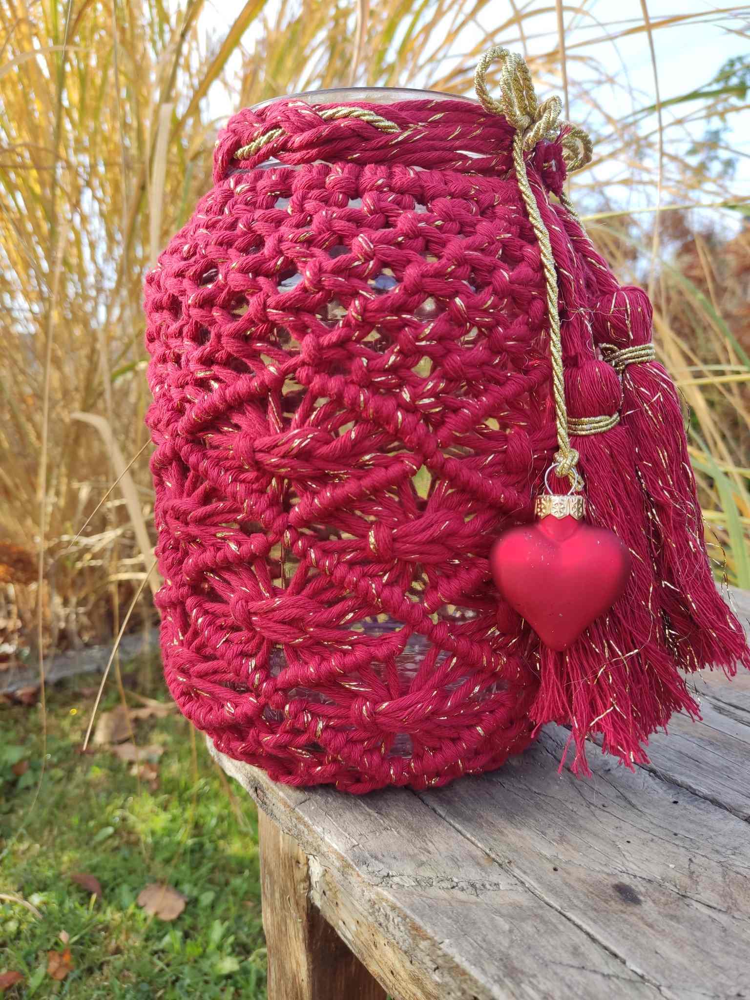 Świąteczny lampion RED BOHO HEART - DeasyArt – rękodzieło Boho, lampiony & dekoracje handmade