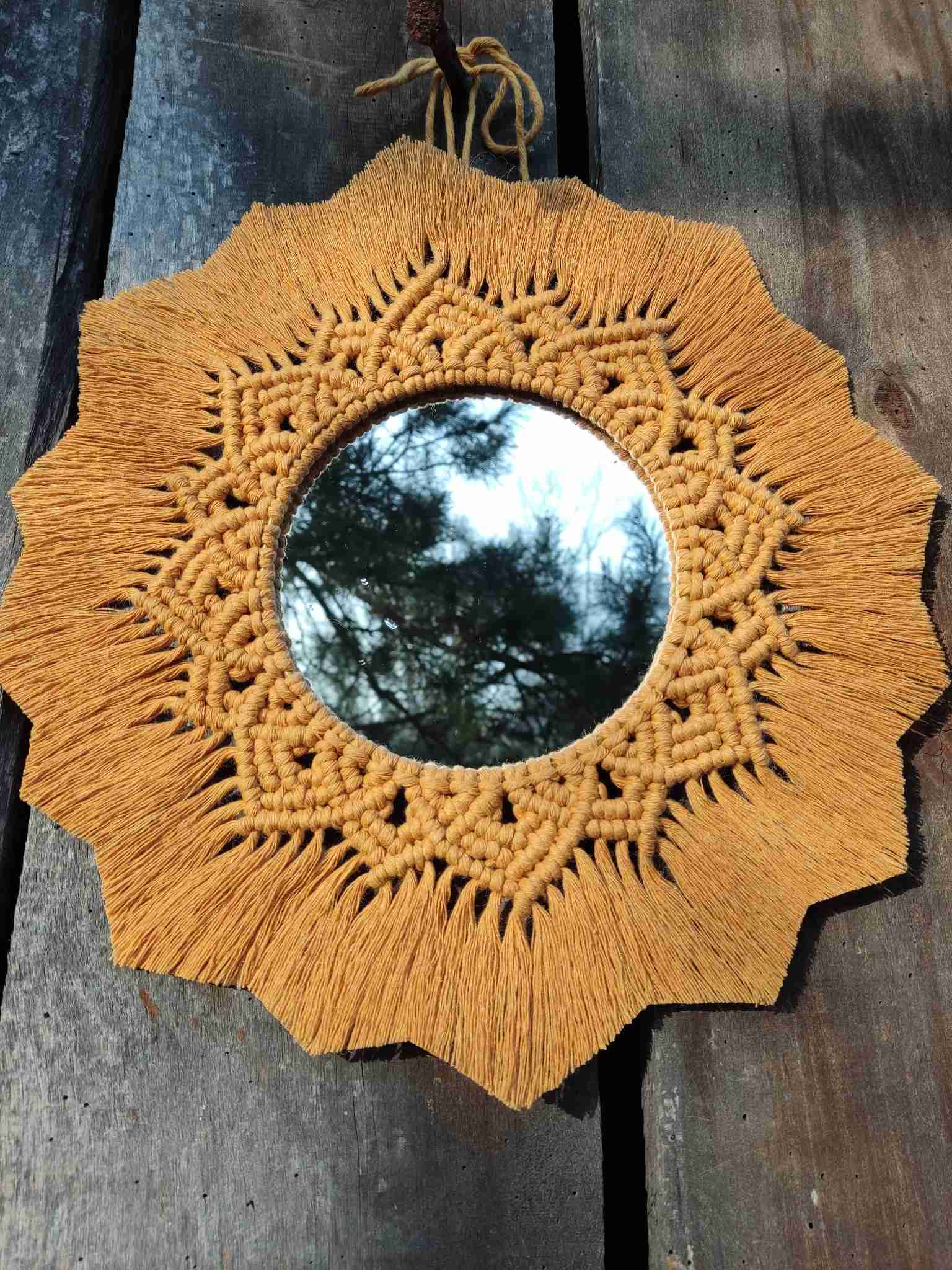 Lustro z mandalą ZŁOTE SŁOŃCE  - DeasyArt – rękodzieło Boho, lampiony & dekoracje handmade