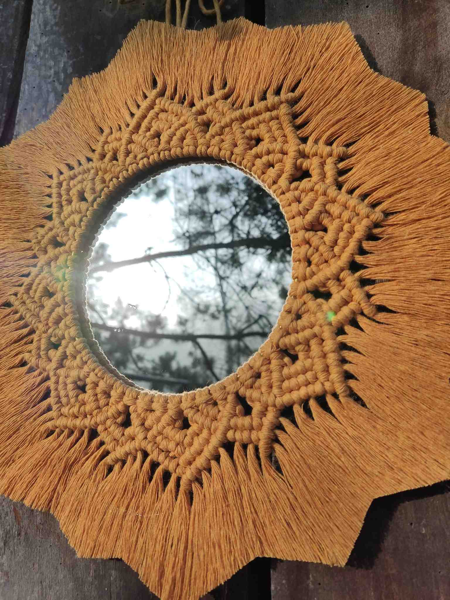 Lustro z mandalą ZŁOTE SŁOŃCE  - DeasyArt – rękodzieło Boho, lampiony & dekoracje handmade