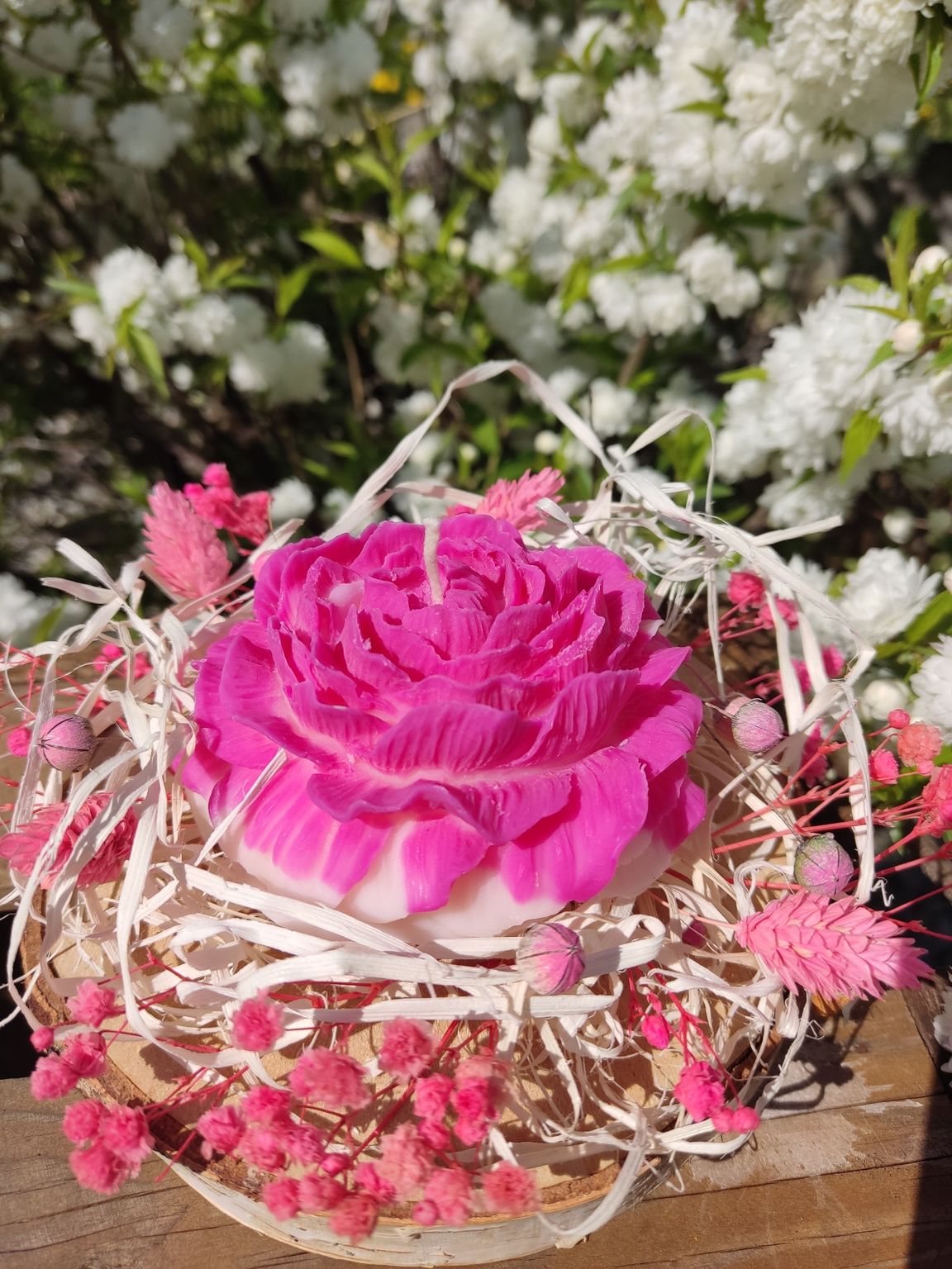 Dekoracyjna świeca z wosku sojowego - piwonia - DeasyArt – rękodzieło Boho, lampiony & dekoracje handmade