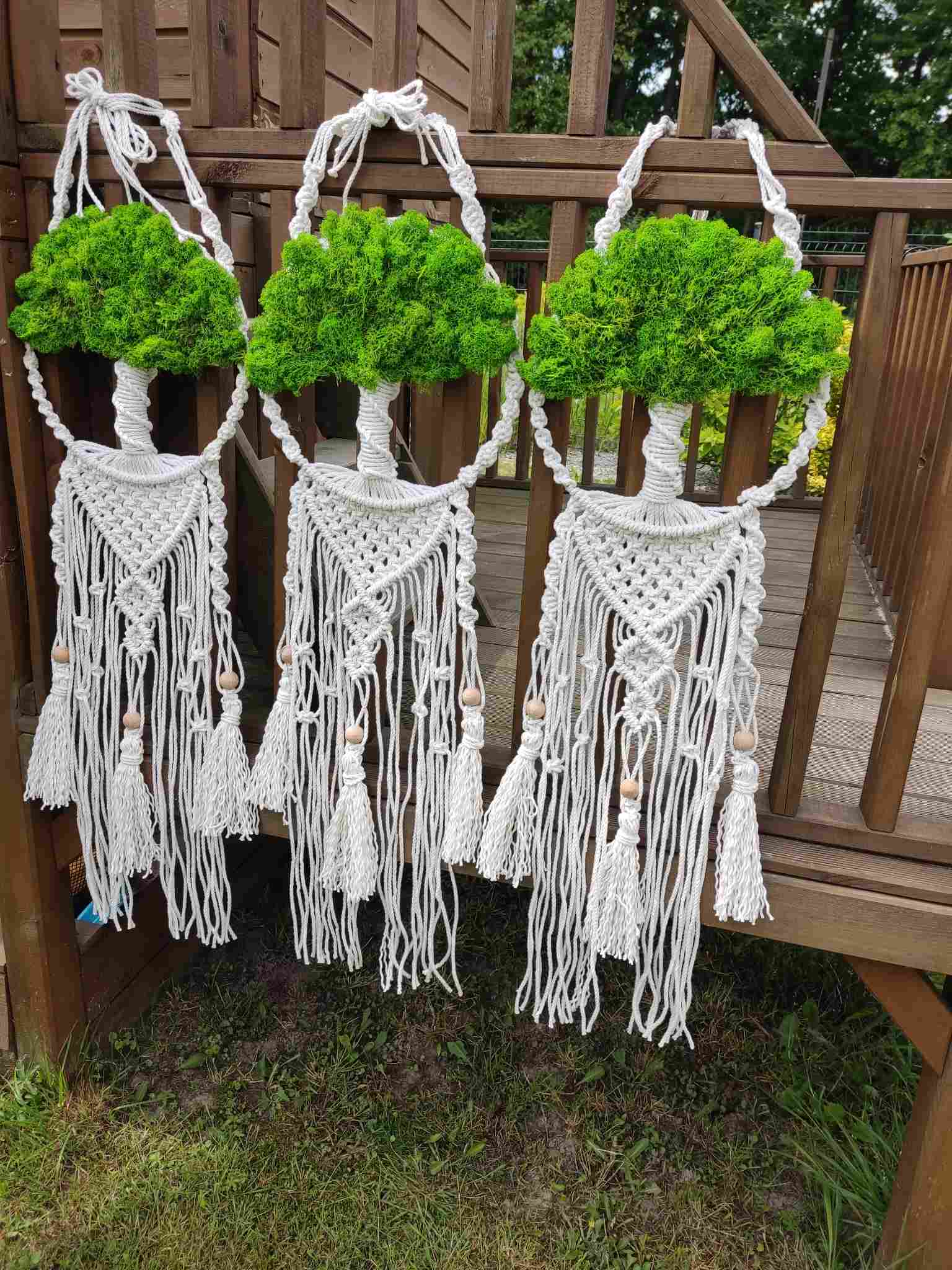 Makramowe drzewko z chrobotkiem LEŚNA HARMONIA SMALL - DeasyArt – rękodzieło Boho, lampiony & dekoracje handmade