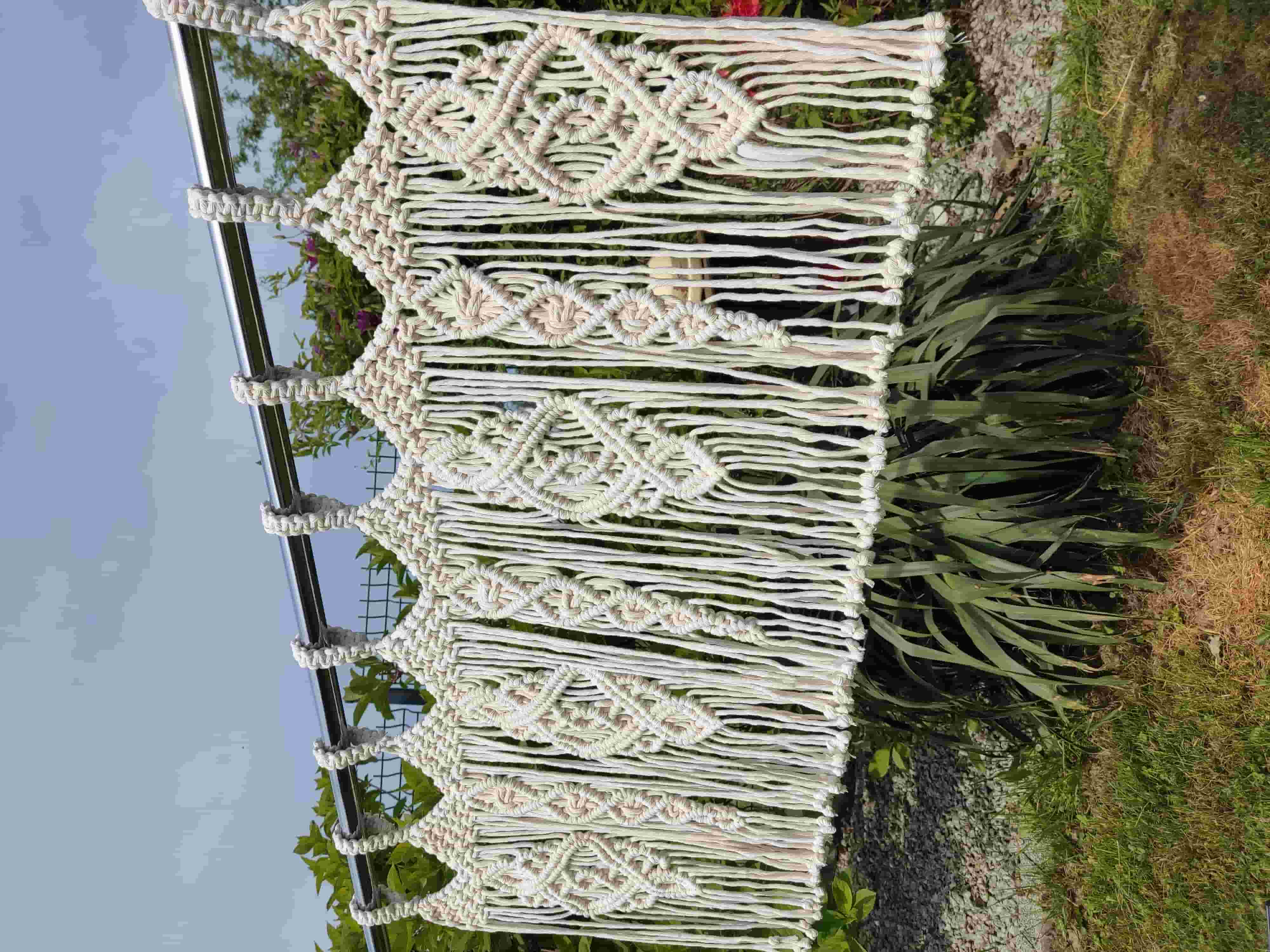 Makramowa zazdrostka w stylu Boho 85 cm x 50 cm - DeasyArt – rękodzieło Boho, lampiony & dekoracje handmade