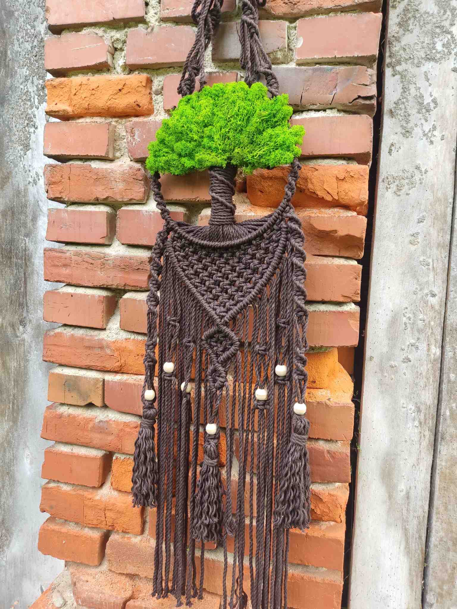 Makramowe drzewko z chrobotkiem LEŚNE SERCE SMALL - DeasyArt – rękodzieło Boho, lampiony & dekoracje handmade