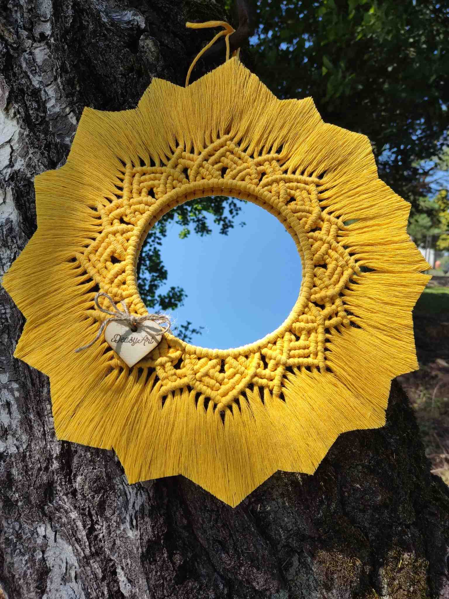 Lustro z mandalą SŁONECZNY SZEPT  - DeasyArt – rękodzieło Boho, lampiony & dekoracje handmade