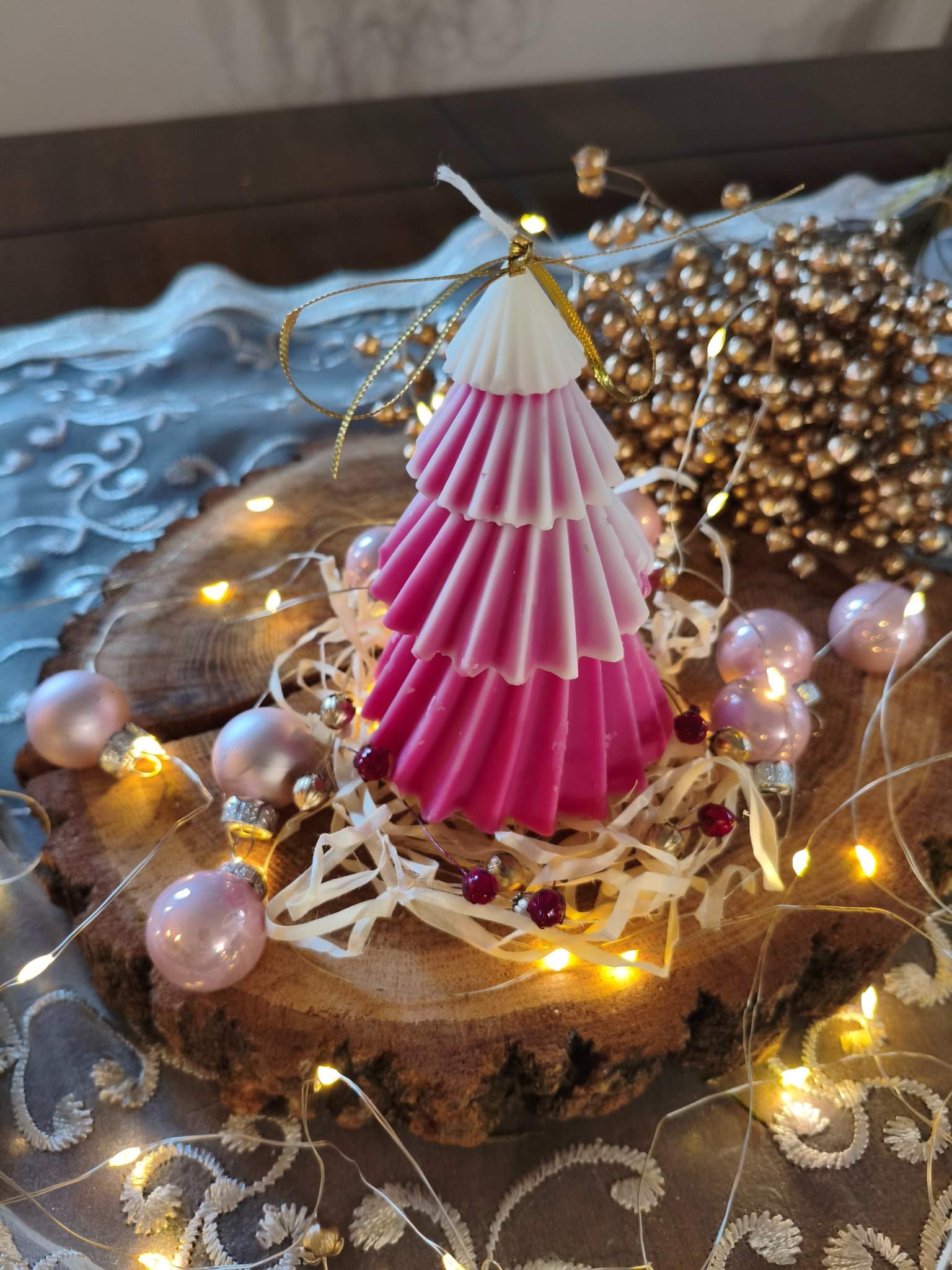 Świeca świąteczna sojowa CHOINKA RÓŻ  - DeasyArt – rękodzieło Boho, lampiony & dekoracje handmade