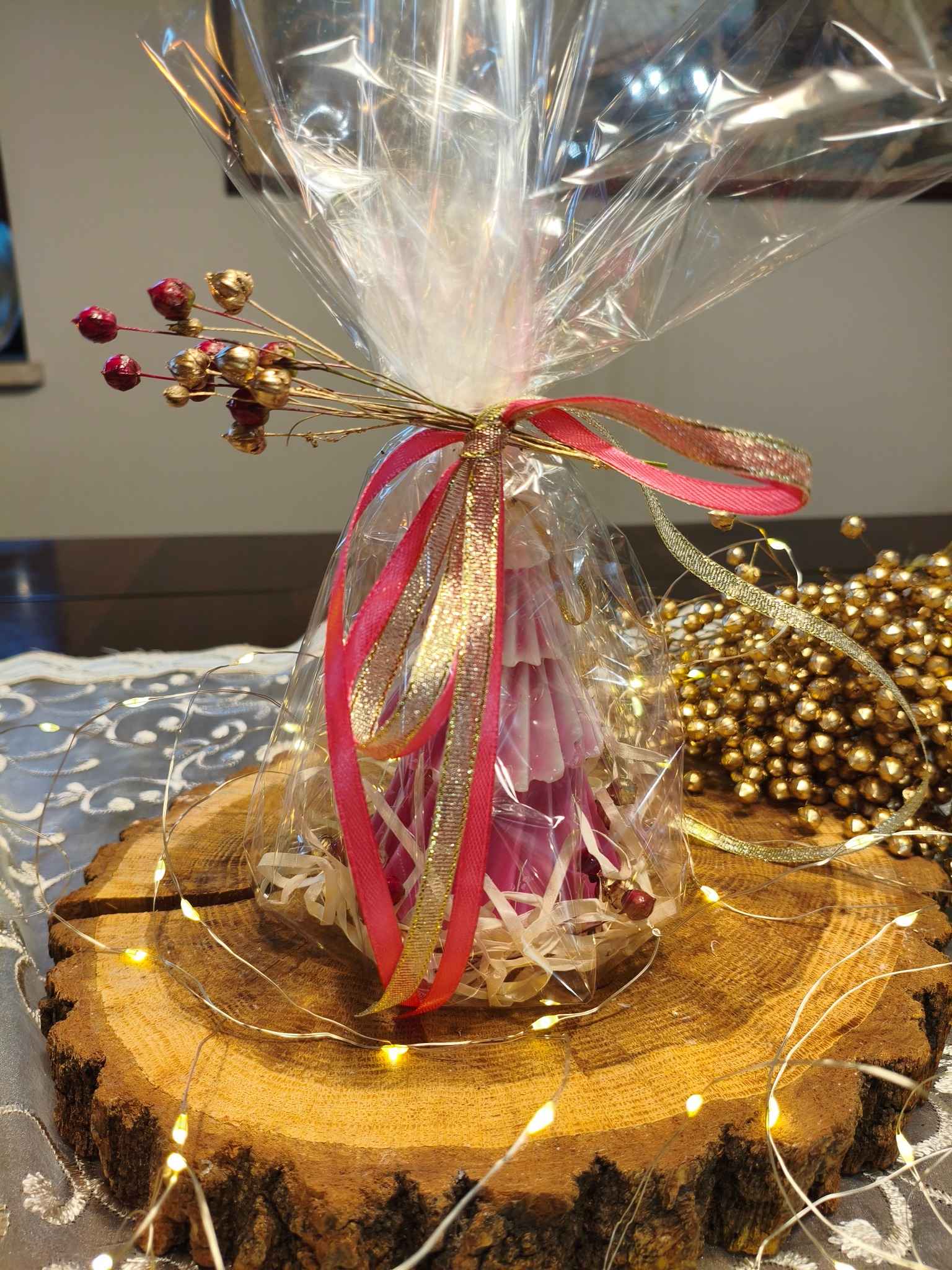 Świeca świąteczna sojowa CHOINKA RÓŻ  - DeasyArt – rękodzieło Boho, lampiony & dekoracje handmade