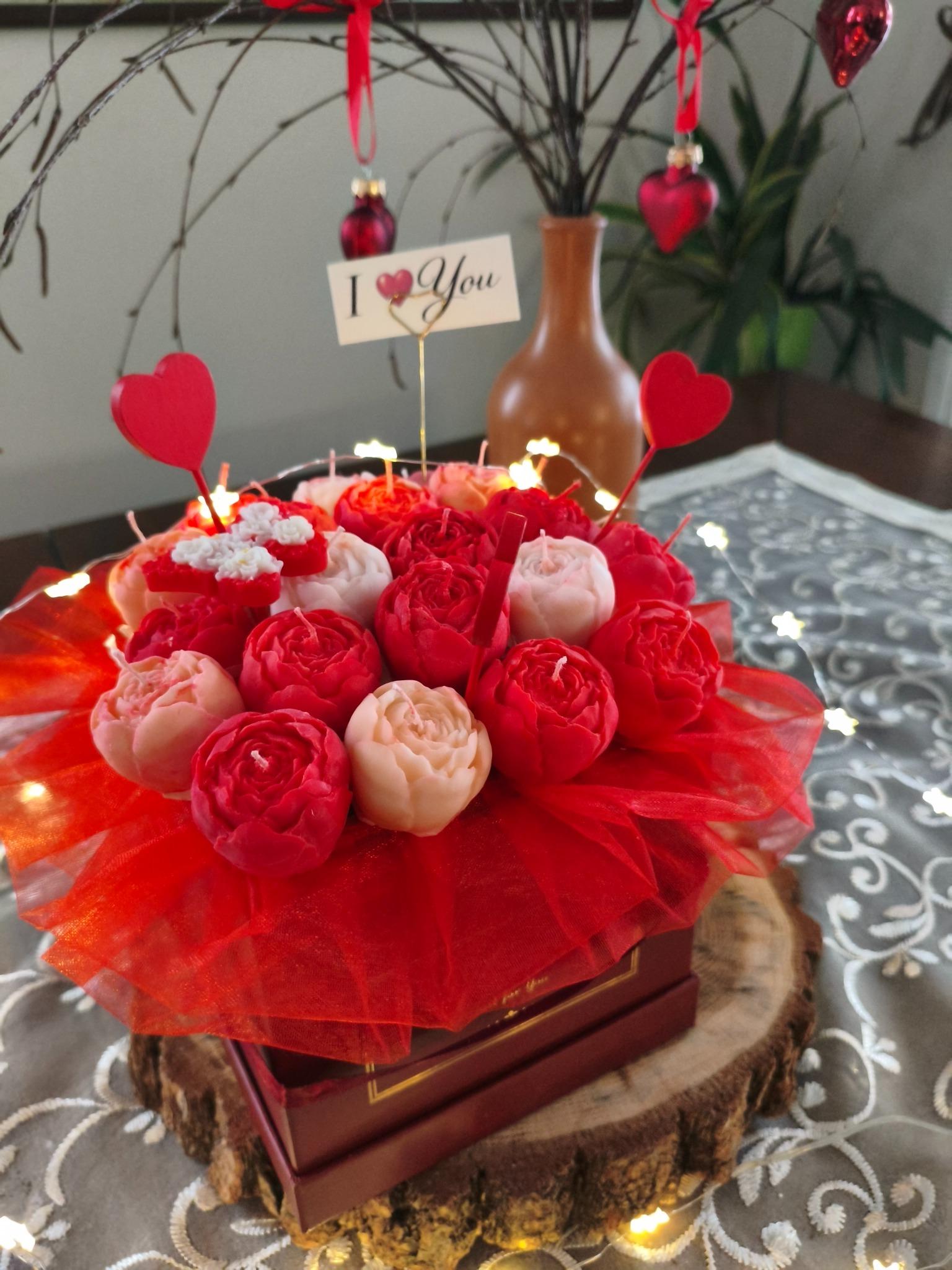 Walentynkowy Candle Flower box XL wykonany z naturalnych świec sojowych z aromatem - DeasyArt – rękodzieło Boho, lampiony & dekoracje handmade