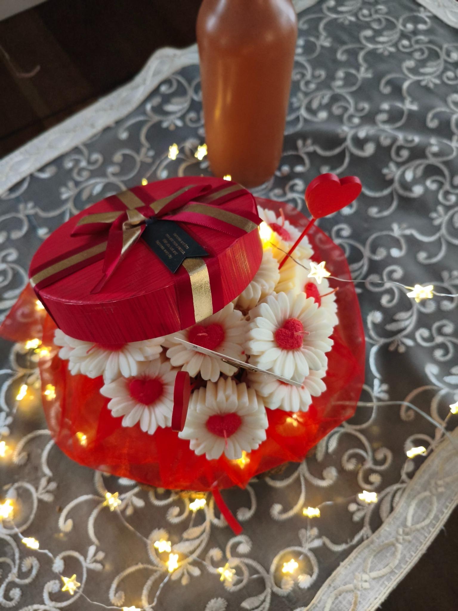 Walentynkowy Candle Flower box XL wykonany z naturalnych świec sojowych z aromatem - DeasyArt – rękodzieło Boho, lampiony & dekoracje handmade