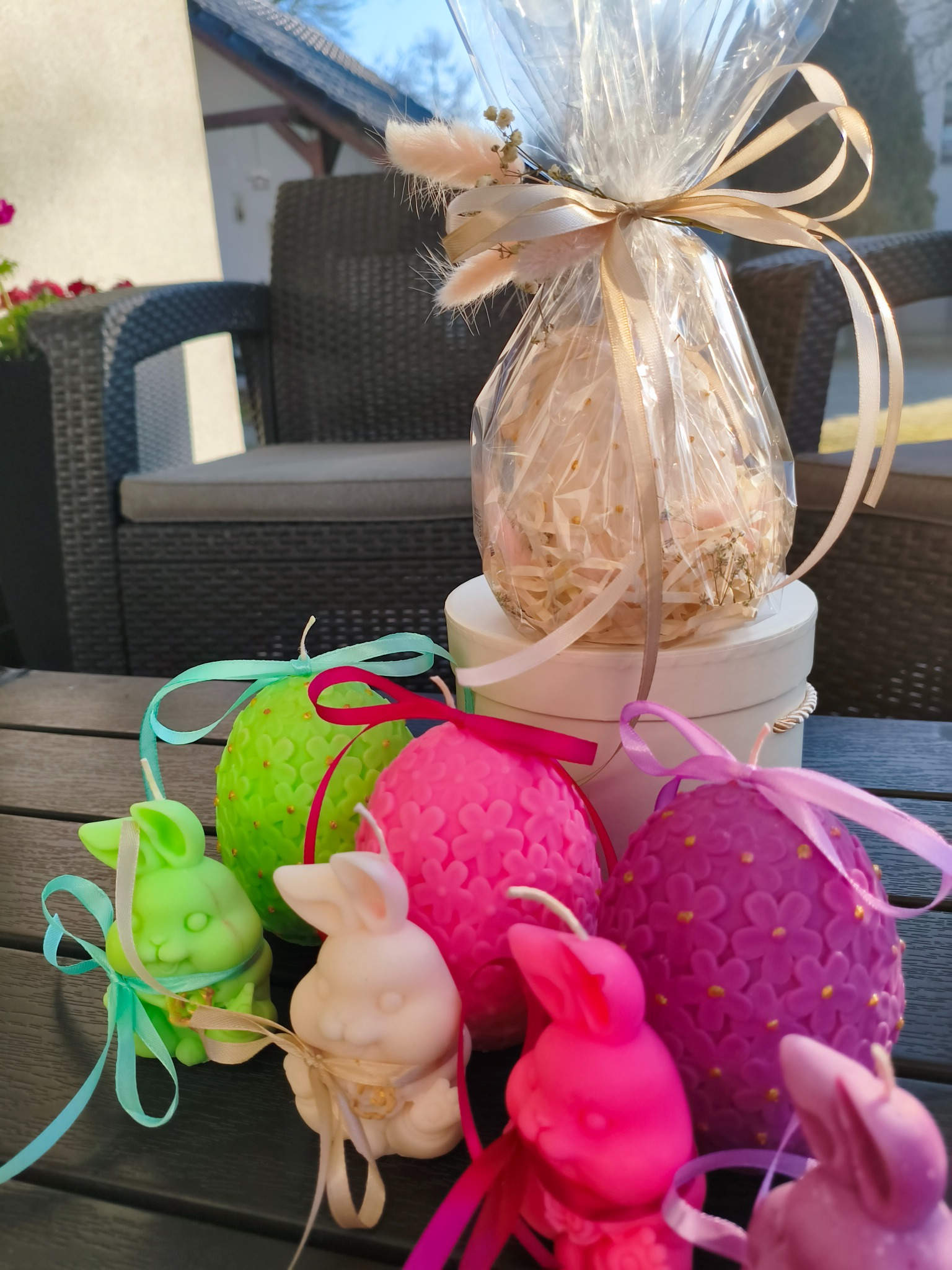 Wielkanocna świeca z wosku sojowego z aromatem - DeasyArt – rękodzieło Boho, lampiony & dekoracje handmade