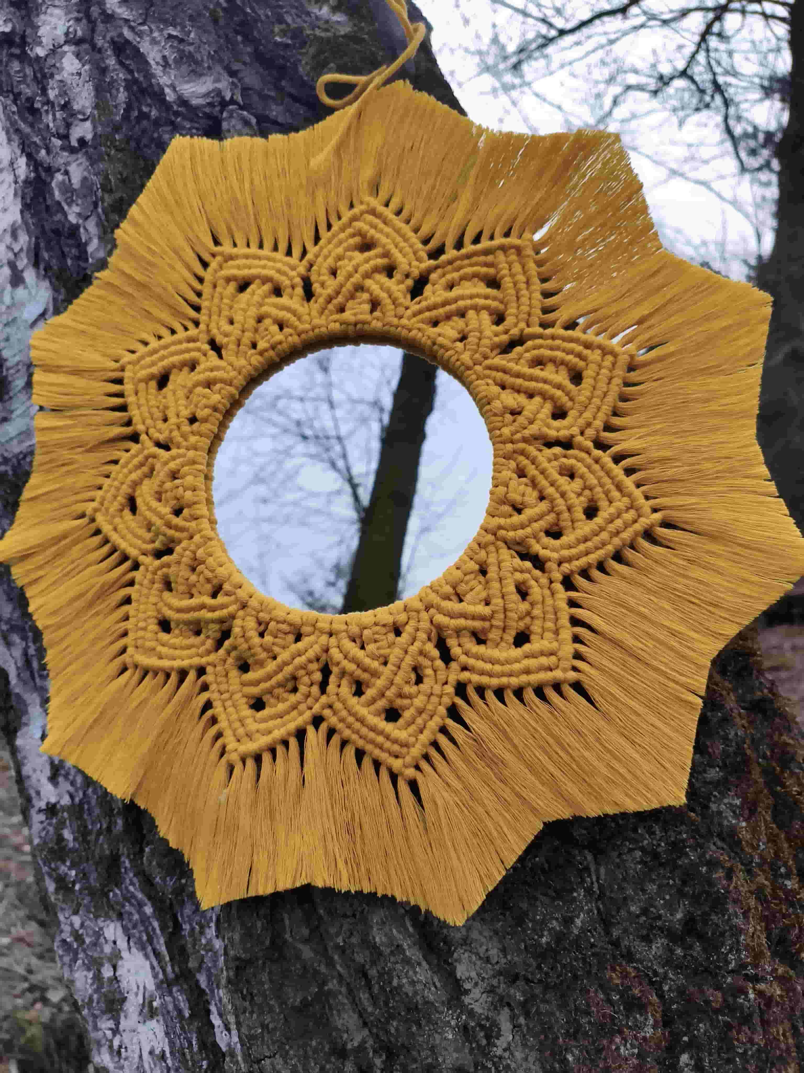 Boho makramowa mandala z lusterkiem SŁONECZNA AURA - DeasyArt – rękodzieło Boho, lampiony & dekoracje handmade