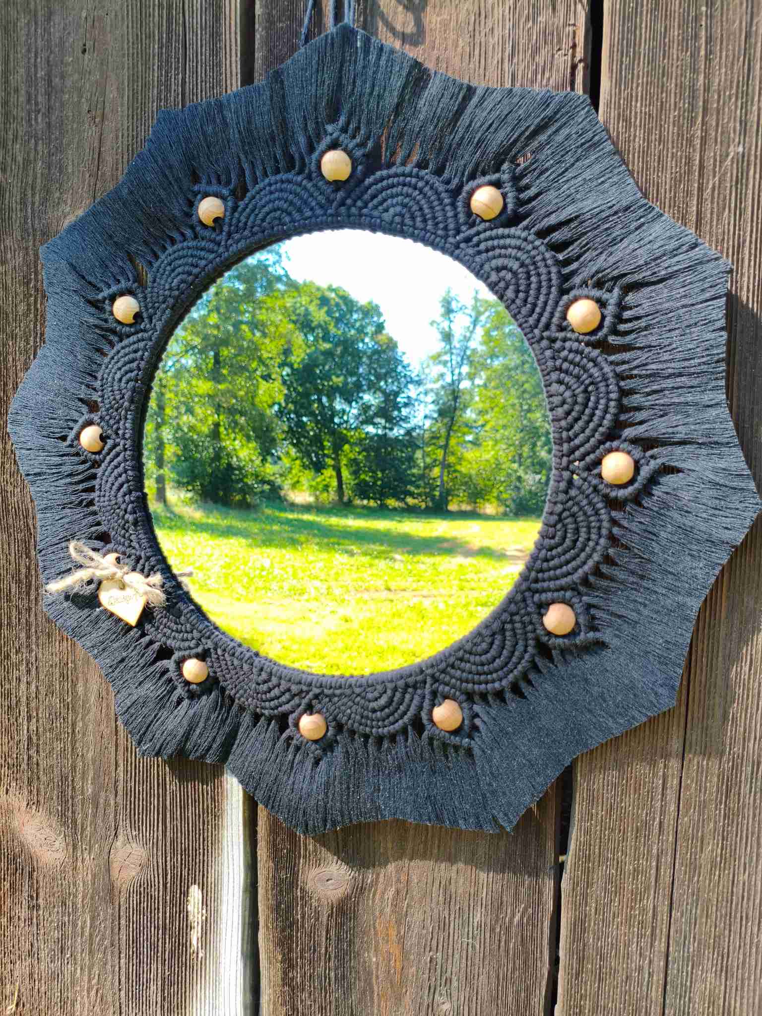 Lustro z mandalą CZARNA MAMBA - DeasyArt – rękodzieło Boho, lampiony & dekoracje handmade