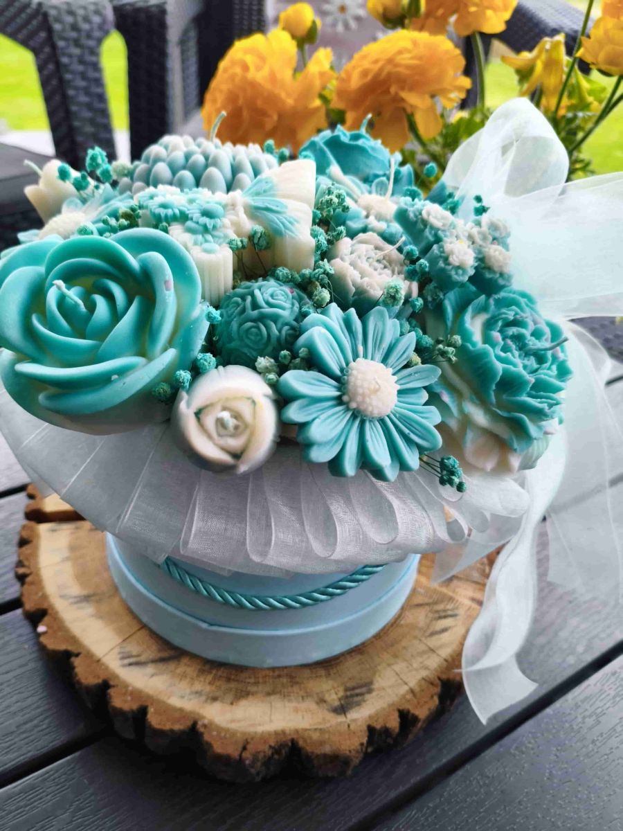 Candle flower box XL turkus wykonany z naturalnych świec sojowych z aromatem - DeasyArt – rękodzieło Boho, lampiony & dekoracje handmade