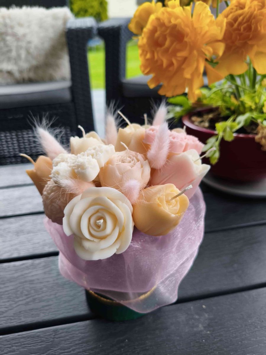 Candle flower box M wykonany z naturalnych świec sojowych z aromatem - DeasyArt – rękodzieło Boho, lampiony & dekoracje handmade