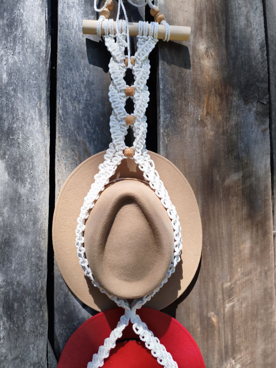 Stylowy wieszak na kapelusze – makrama handmade - DeasyArt – rękodzieło Boho, lampiony & dekoracje handmade