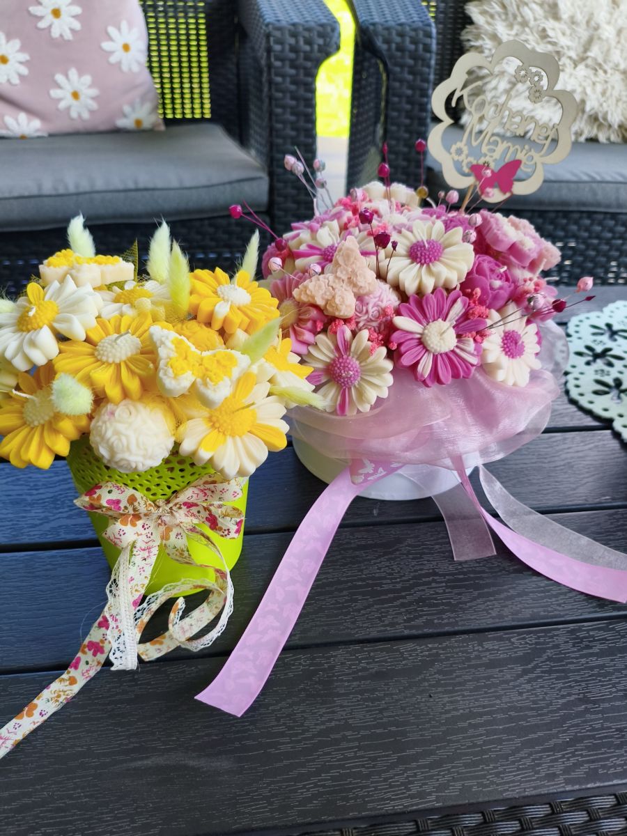 Candle flower box L stokrotki wykonany z naturalnych świec sojowych z aromatem - DeasyArt – rękodzieło Boho, lampiony & dekoracje handmade
