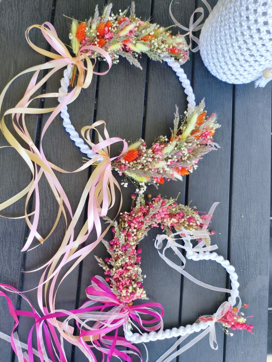 Makramowa zawieszka „Pastelowy Susz” – ręcznie robiona dekoracja boho - DeasyArt – rękodzieło Boho, lampiony & dekoracje handmade