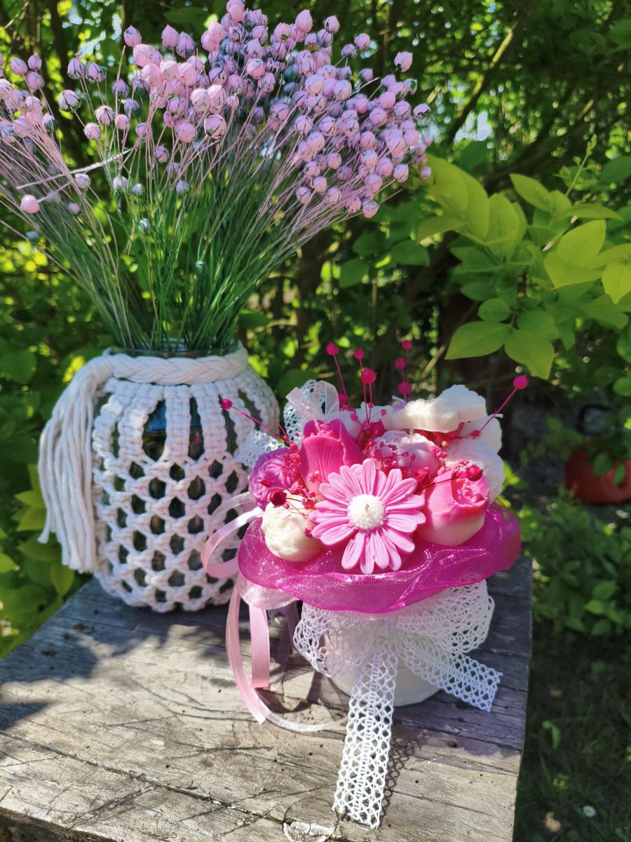 Różany Ogród z Nutą Maliny i Truskawki - wyjątkowy box świecowy z naturalnego wosku sojowego - DeasyArt – rękodzieło Boho, lampiony & dekoracje handmade