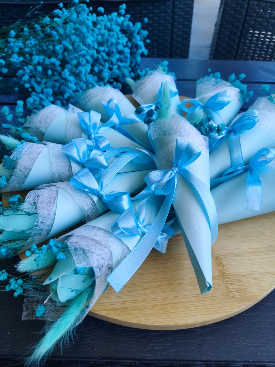 Bukiecik "Tulipanowa chmurka" z świecą z naturalnego wosku sojowego - DeasyArt – rękodzieło Boho, lampiony & dekoracje handmade