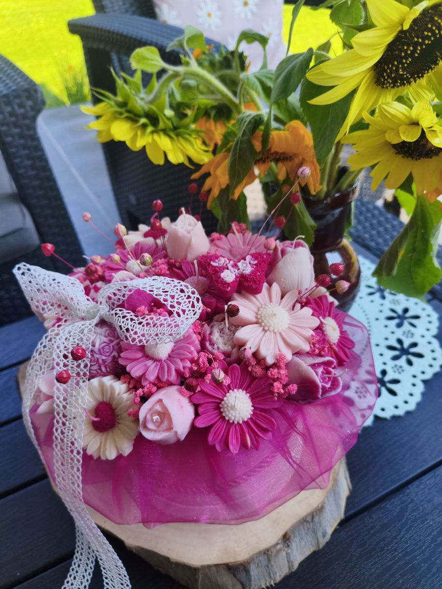 Flower Whisper –  Candle Box  z Naturalnego Wosku Sojowego - DeasyArt – rękodzieło Boho, lampiony & dekoracje handmade