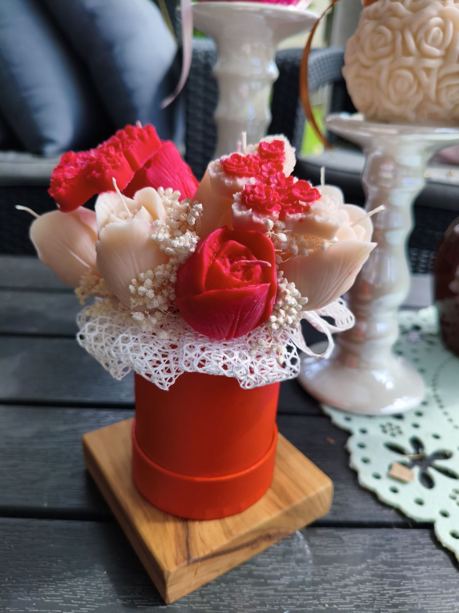 „Bukiet, który nie więdnie” – wyjątkowy box ze świecami sojowymi - DeasyArt – rękodzieło Boho, lampiony & dekoracje handmade