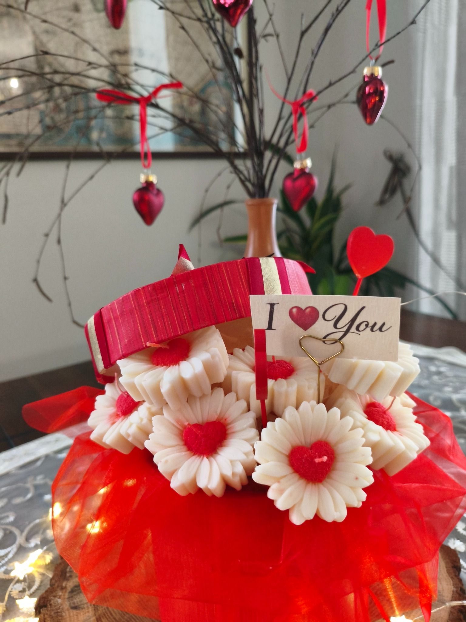 Walentynkowy Candle Flower box XL wykonany z naturalnych świec sojowych z aromatem - DeasyArt – rękodzieło Boho, lampiony & dekoracje handmade