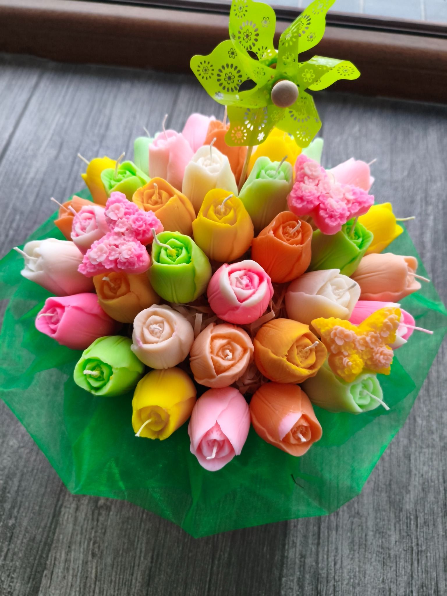 Box wiosennych tulipanów z naturalnych świec sojowych z aromatem - DeasyArt – rękodzieło Boho, lampiony & dekoracje handmade