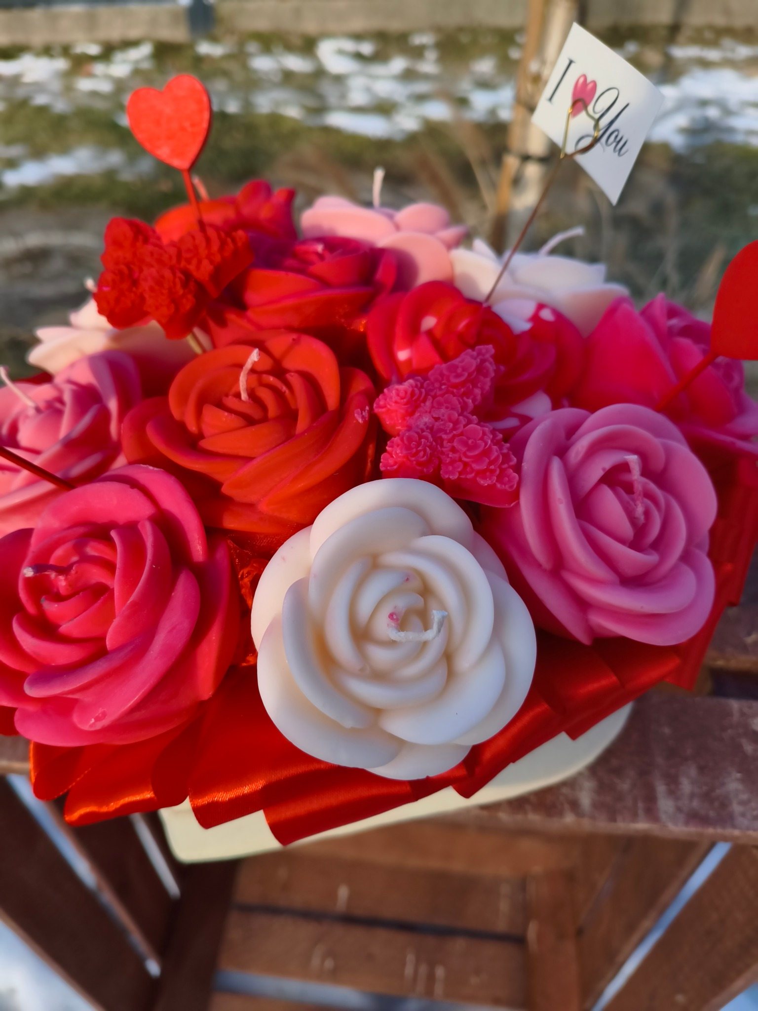 Walentynkowy Candle Flower box XXL wykonany z naturalnych świec sojowych z aromatem - DeasyArt – rękodzieło Boho, lampiony & dekoracje handmade