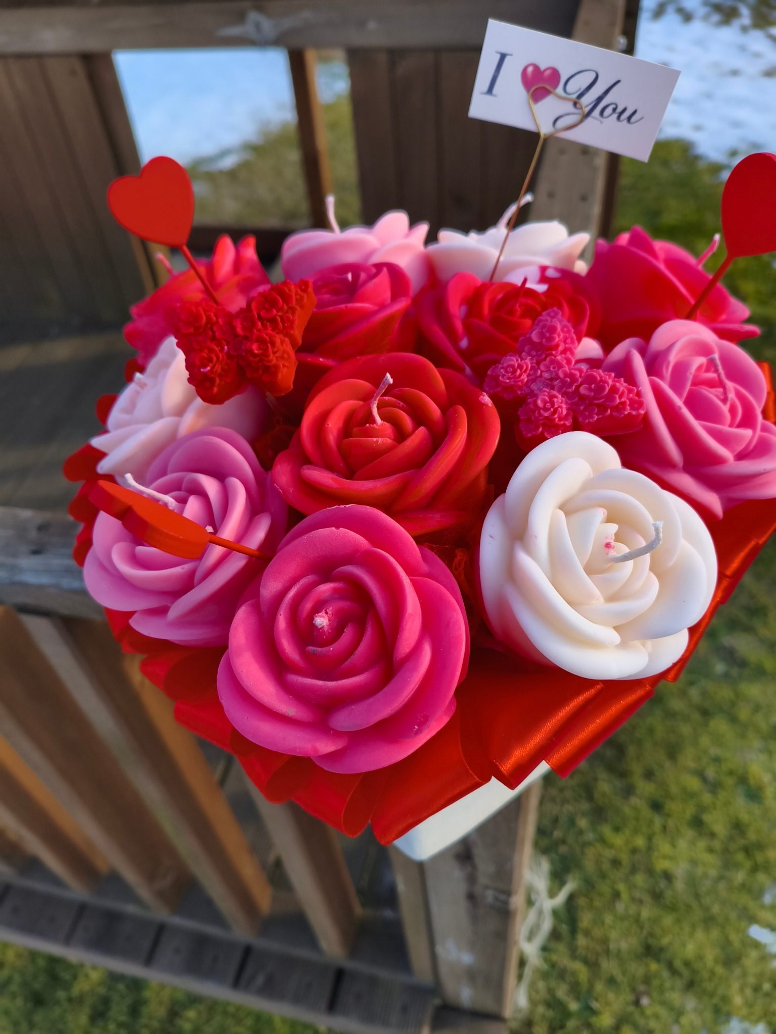 Walentynkowy Candle Flower box XXL wykonany z naturalnych świec sojowych z aromatem - DeasyArt – rękodzieło Boho, lampiony & dekoracje handmade