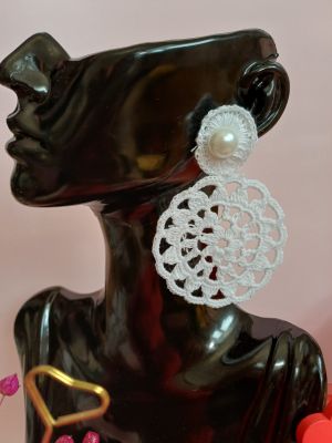 Koronkowe kolczyki - ŚNIEŻNA KORONKA  - DeasyArt – rękodzieło Boho, lampiony & dekoracje handmade