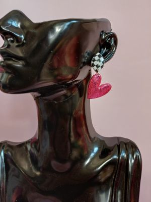 Kolczyki z glinki polimerowej termoutwardzalnej NEONOWE SERCE - DeasyArt – rękodzieło Boho, lampiony & dekoracje handmade