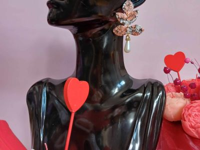 Kolczyki z glinki polimerowej termoutwardzalnej KWIATOWA ELEGANCJA - DeasyArt – rękodzieło Boho, lampiony & dekoracje handmade