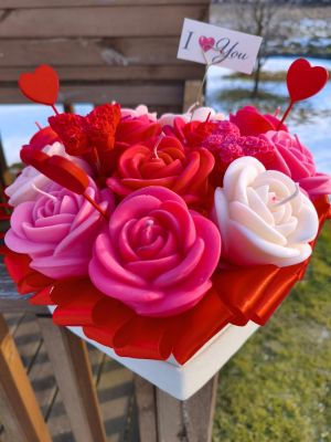 Walentynkowy Candle Flower box XXL wykonany z naturalnych świec sojowych z aromatem - DeasyArt – rękodzieło Boho, lampiony & dekoracje handmade