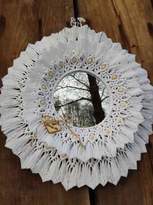 Lustro z mandalą ŚNIEŻNA HARMONIA  - DeasyArt – rękodzieło Boho, lampiony & dekoracje handmade