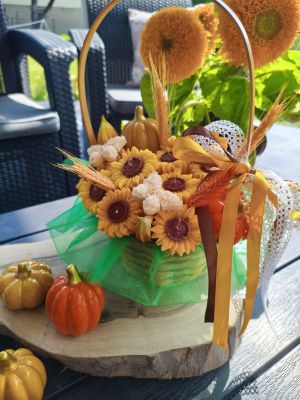 „Słoneczny Zakątek” – jesień zamknięta w wiklinowym koszyku - DeasyArt – rękodzieło Boho, lampiony & dekoracje handmade
