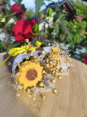 Słoneczna Chwila – bukiecik z sojowym słonecznikiem - DeasyArt – rękodzieło Boho, lampiony & dekoracje handmade