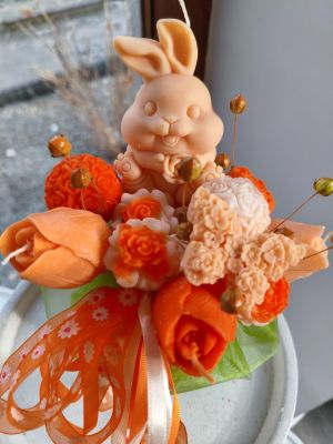 Wielkanocny Candle Flower box wykonany z naturalnych świec sojowych - pomarańczowy  - DeasyArt – rękodzieło Boho, lampiony & dekoracje handmade