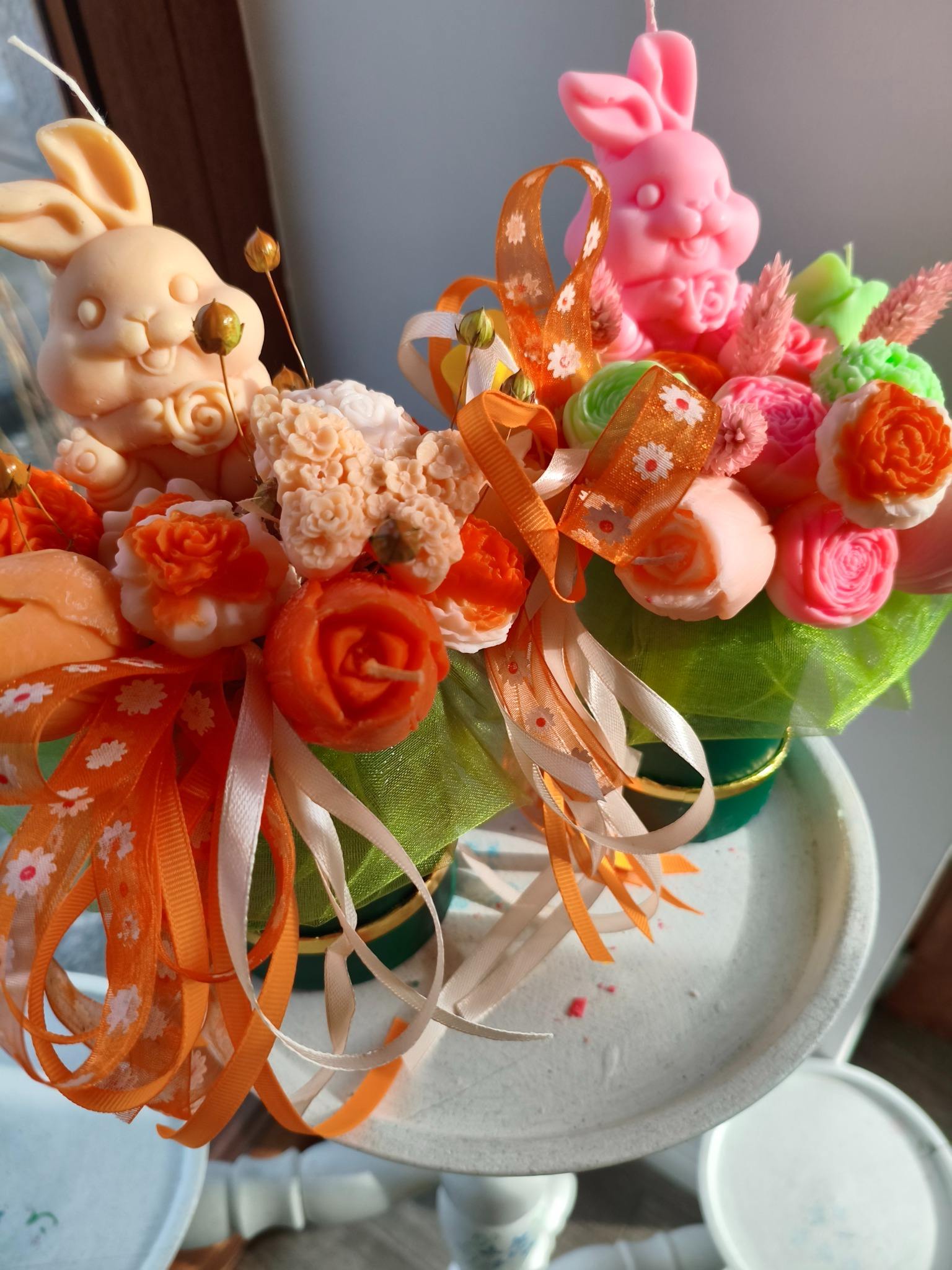 Wielkanocny Candle Flower box wykonany z naturalnych świec sojowych - pomarańczowy  - DeasyArt – rękodzieło Boho, lampiony & dekoracje handmade